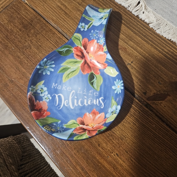 The Pioneer Woman Other - The Pioneer Woman Blue and Red Floral Spoon Rest